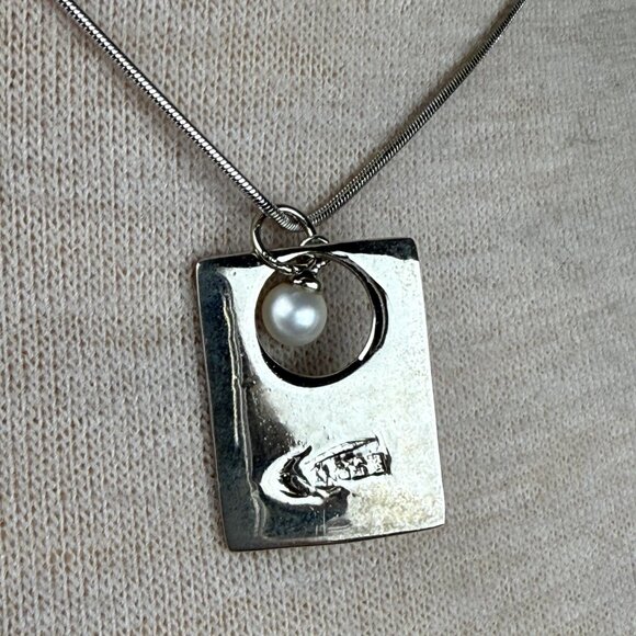 Alexa's Angels Expect A Miracle Rhodium & Fresh Water Pearl Pendant Necklace - Picture 5 of 5
